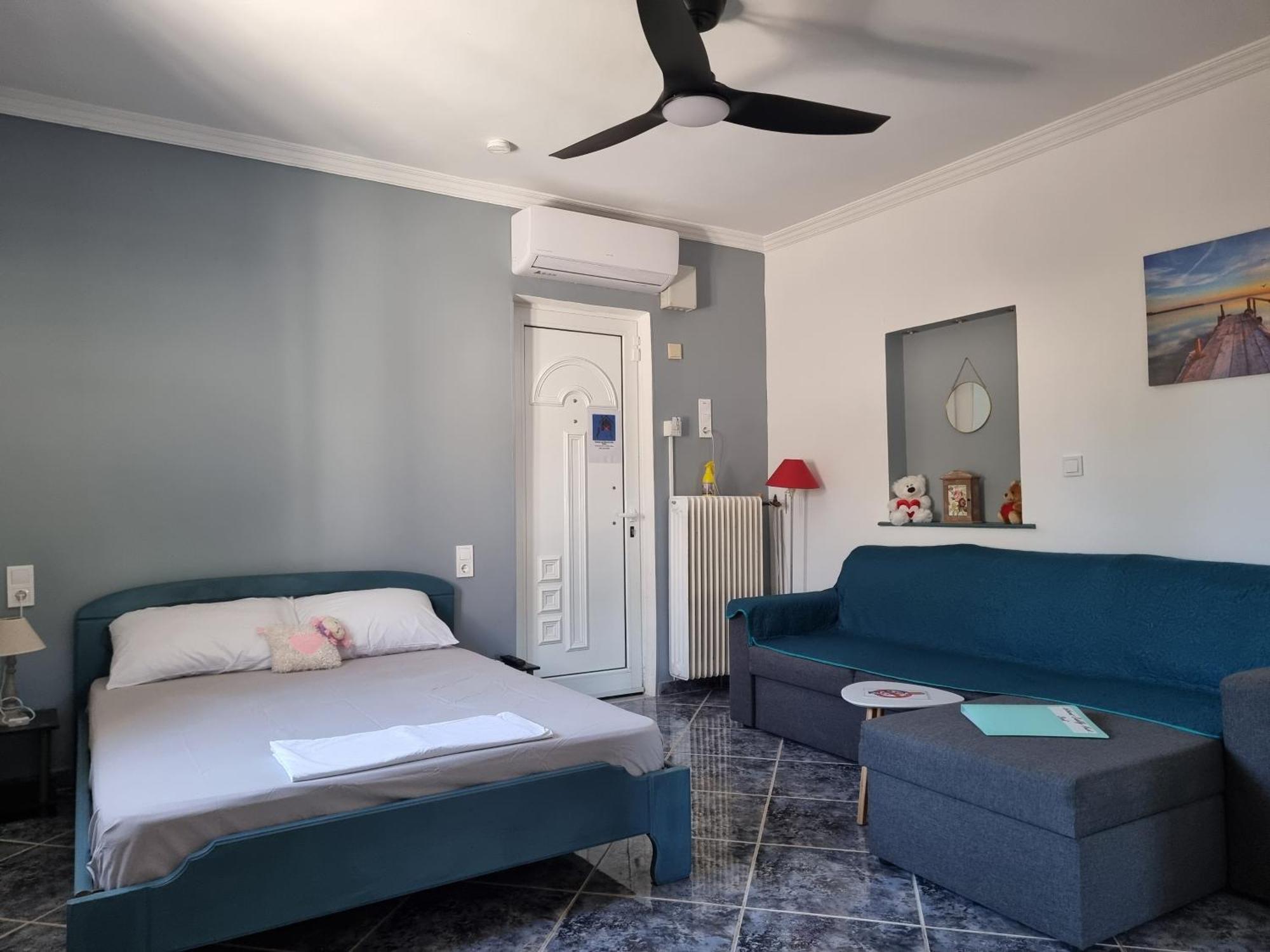 Isthmus Cuddly Nest Apartment Isthmia Bagian luar foto